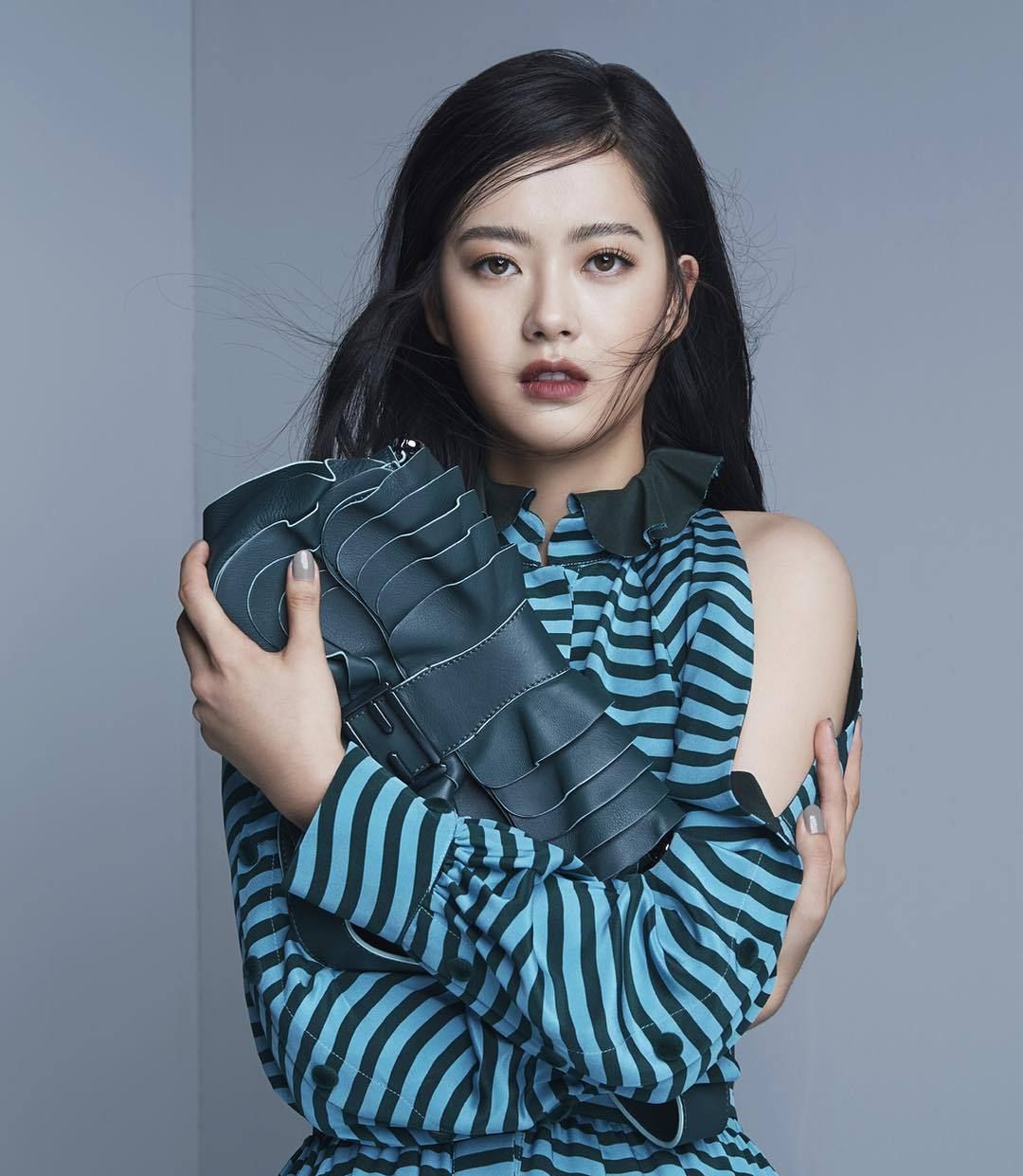 13岁出道娱圈,一直零绯闻,美貌与品德兼具的优秀女演员—高雅拉