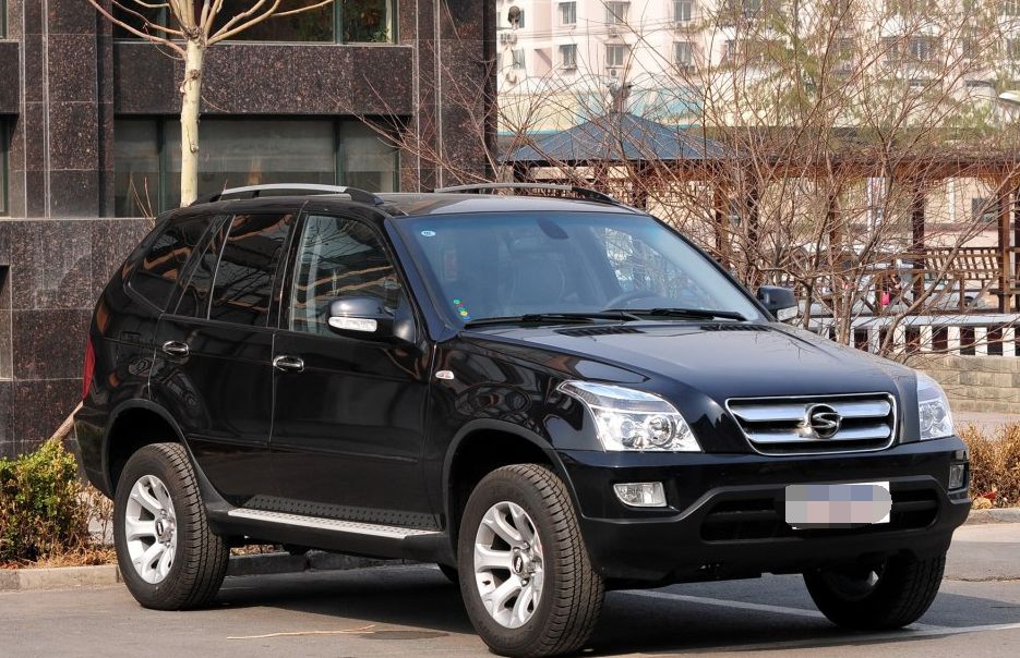 双环sceo 2.4l两驱超豪华型,不但外观好看,内饰也非常奢华