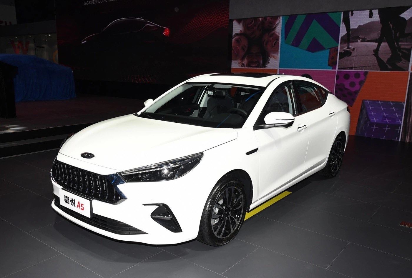 江淮汽车嘉悦a5紧凑型