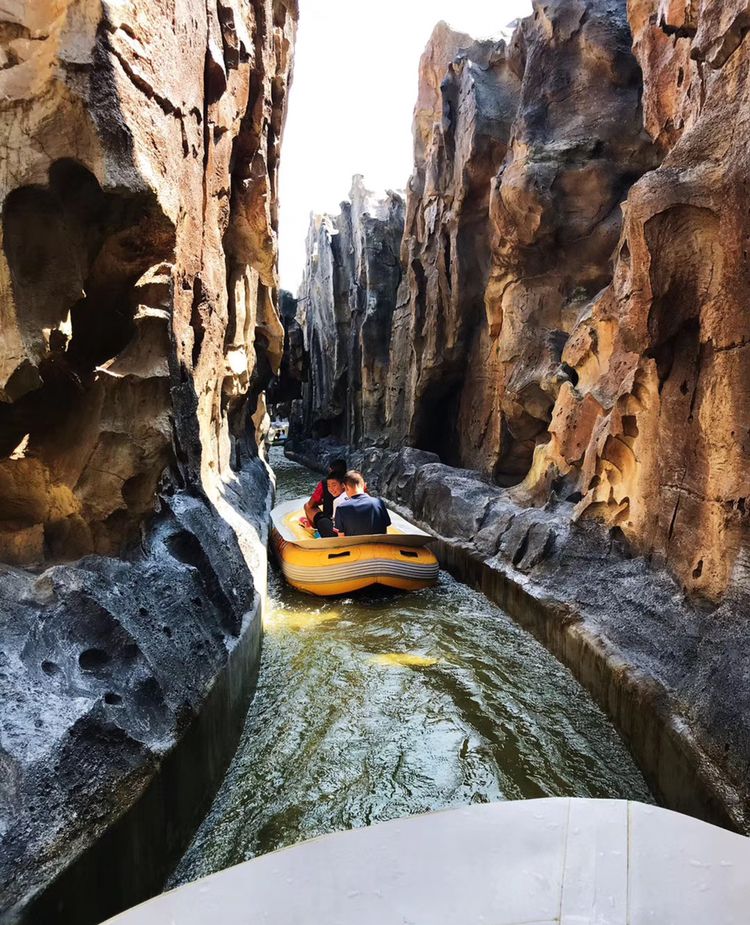 绵阳市中华洞天世界奇观论造物者的鬼斧神工