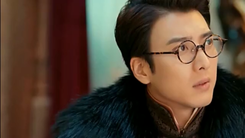 佛爷八爷初入新月饭店,还用方言互通情报,太逗啦