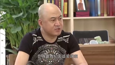 夜市人生:金亮在学校做了坏事,在父母面前假装肚子疼不敢上学!
