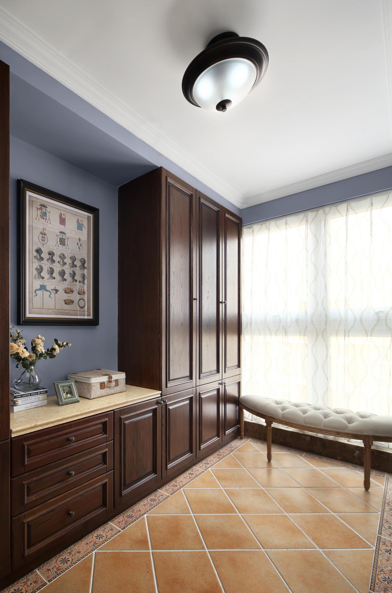 看了绝大部分样板房这套最喜欢美式风格装修一发现鞋柜就迷