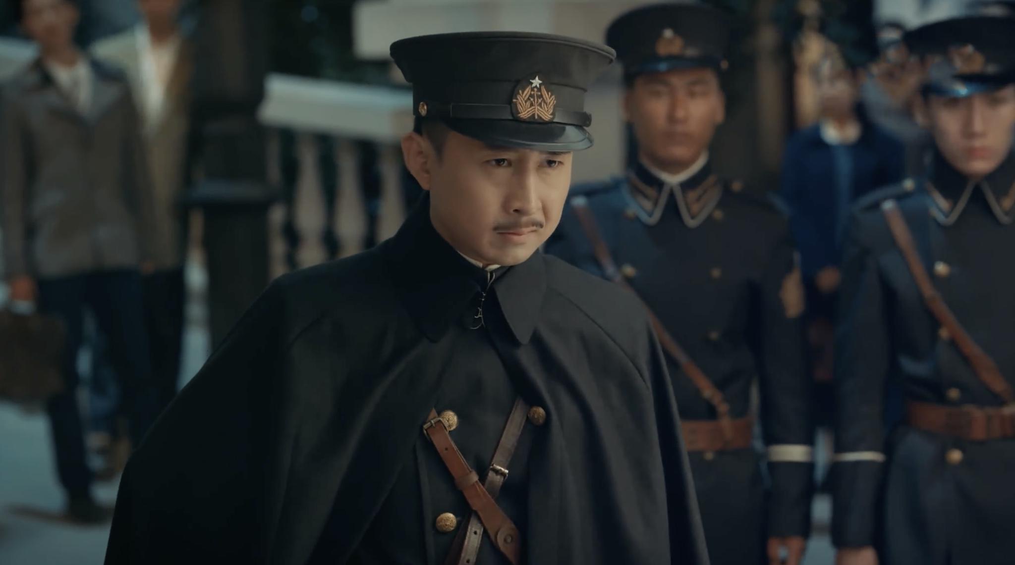 孙迪《烈火军校》开播 何队长夹缝中求生存