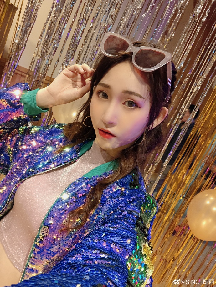 偶像女团SING陈丽自拍写真可爱美照欣赏|陈丽|女团|写真|自拍|偶像_新浪新闻