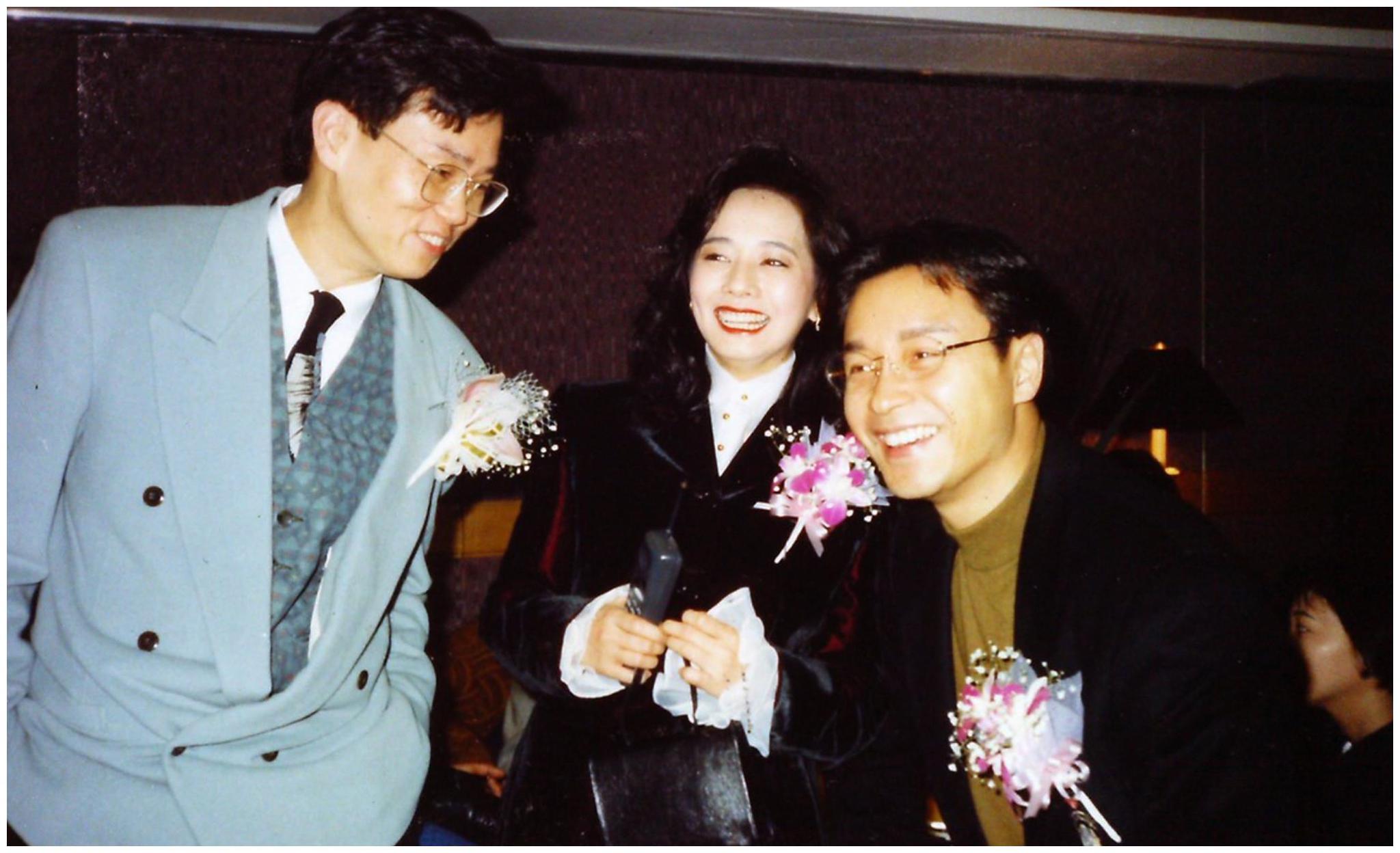 早年毛舜筠和张国荣都是"丽的电视"("亚视"前身)当主持人,据说当时的