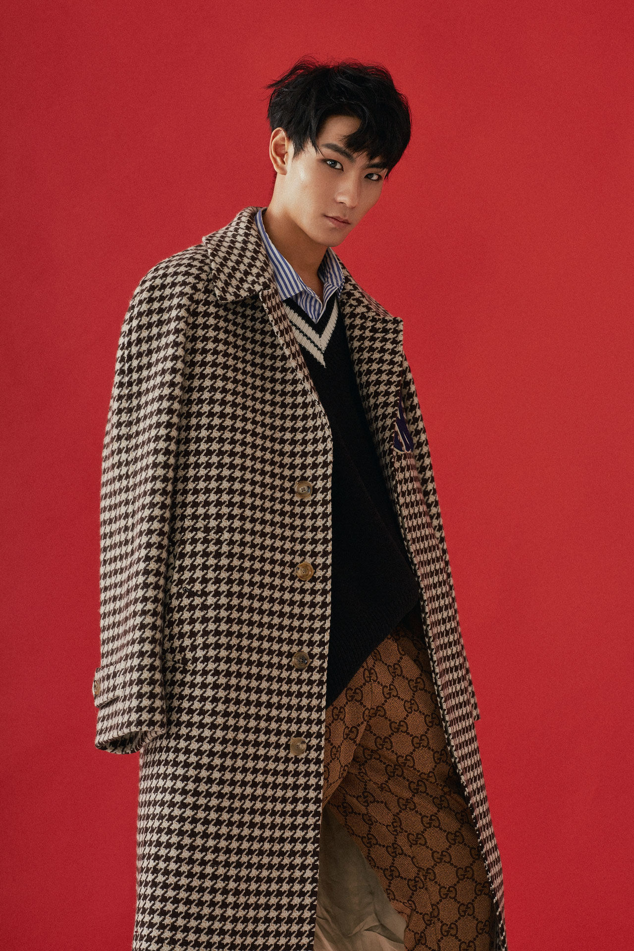 李承霖写真照曝光 造型高冷帅气十足 霸道总裁气场大开|李承霖|写真