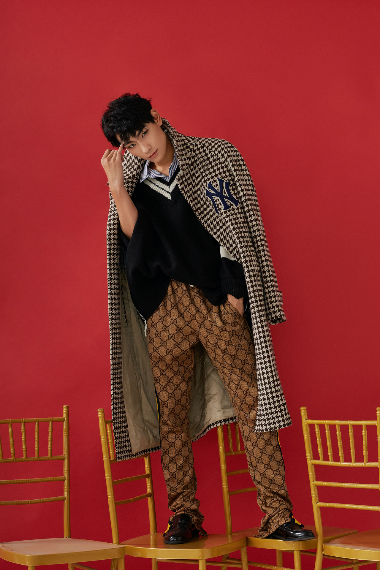 李承霖写真照曝光 造型高冷帅气十足 霸道总裁气场大开|李承霖|写真