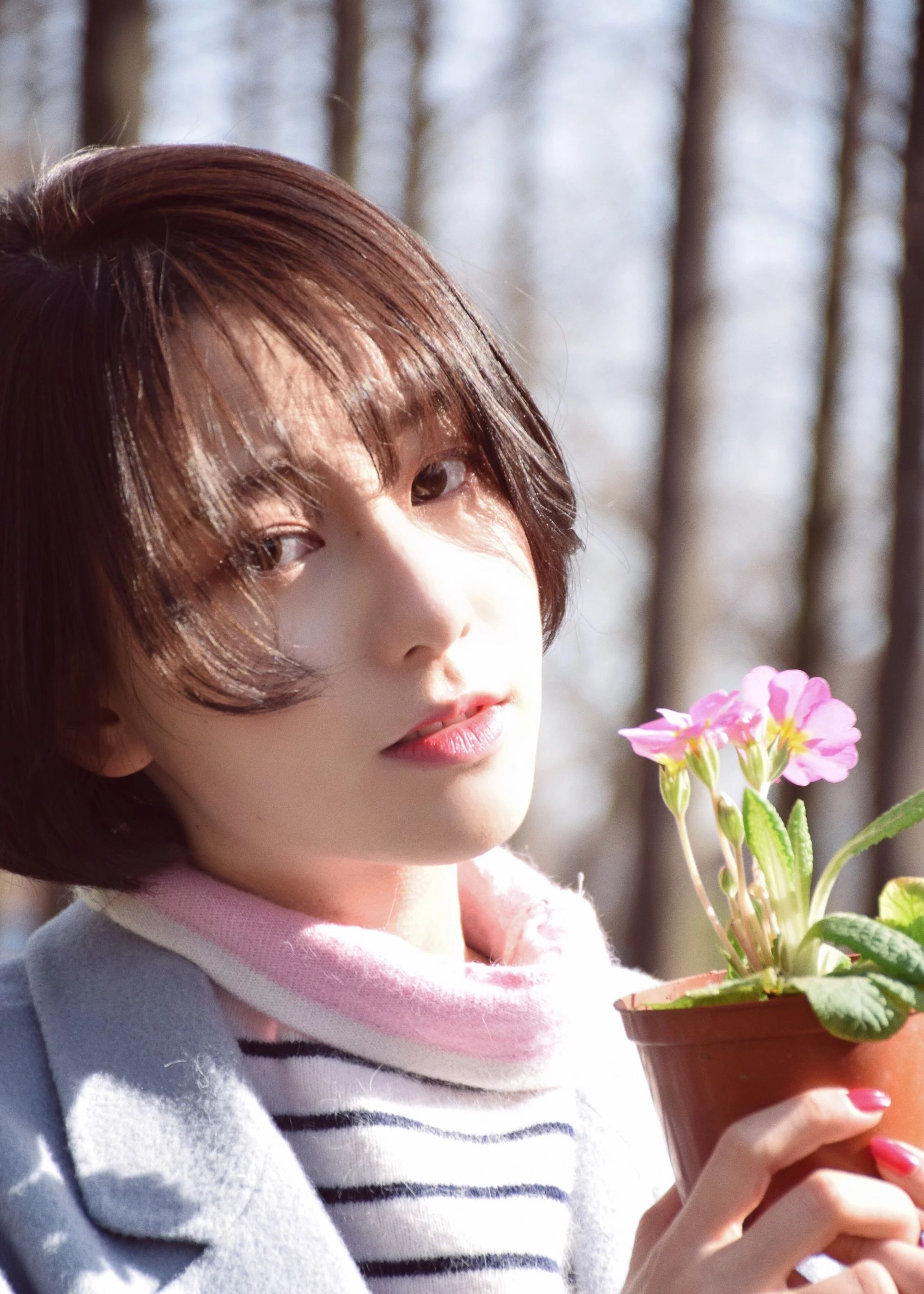 短发女生写真集,9张图带给你别样的体验,心动了吗