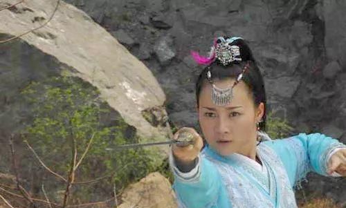 两版暖春小花都长大了张妍御姐范齐如意似邻家女孩