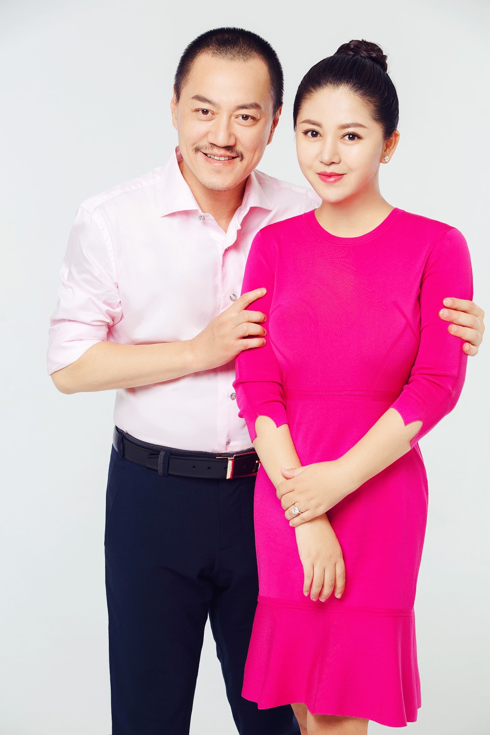 雪村曝感情史美女野兽幸福秘籍不管是生活还是艺术都要抓 俞晴 雪村 才子 新浪新闻 雪村曝感情史美女野兽幸福秘籍不管是生活还是艺术都要抓 俞晴 雪村 才子 新浪新闻