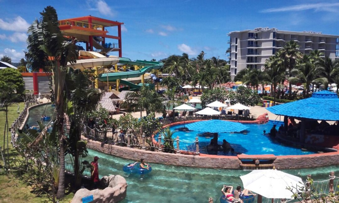 普吉岛热带风暴水上乐园自拍图集_高清图集_新浪网