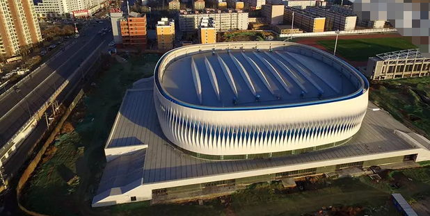 张家口首个冬奥会体育馆建好了!360°旋转外立面航拍!