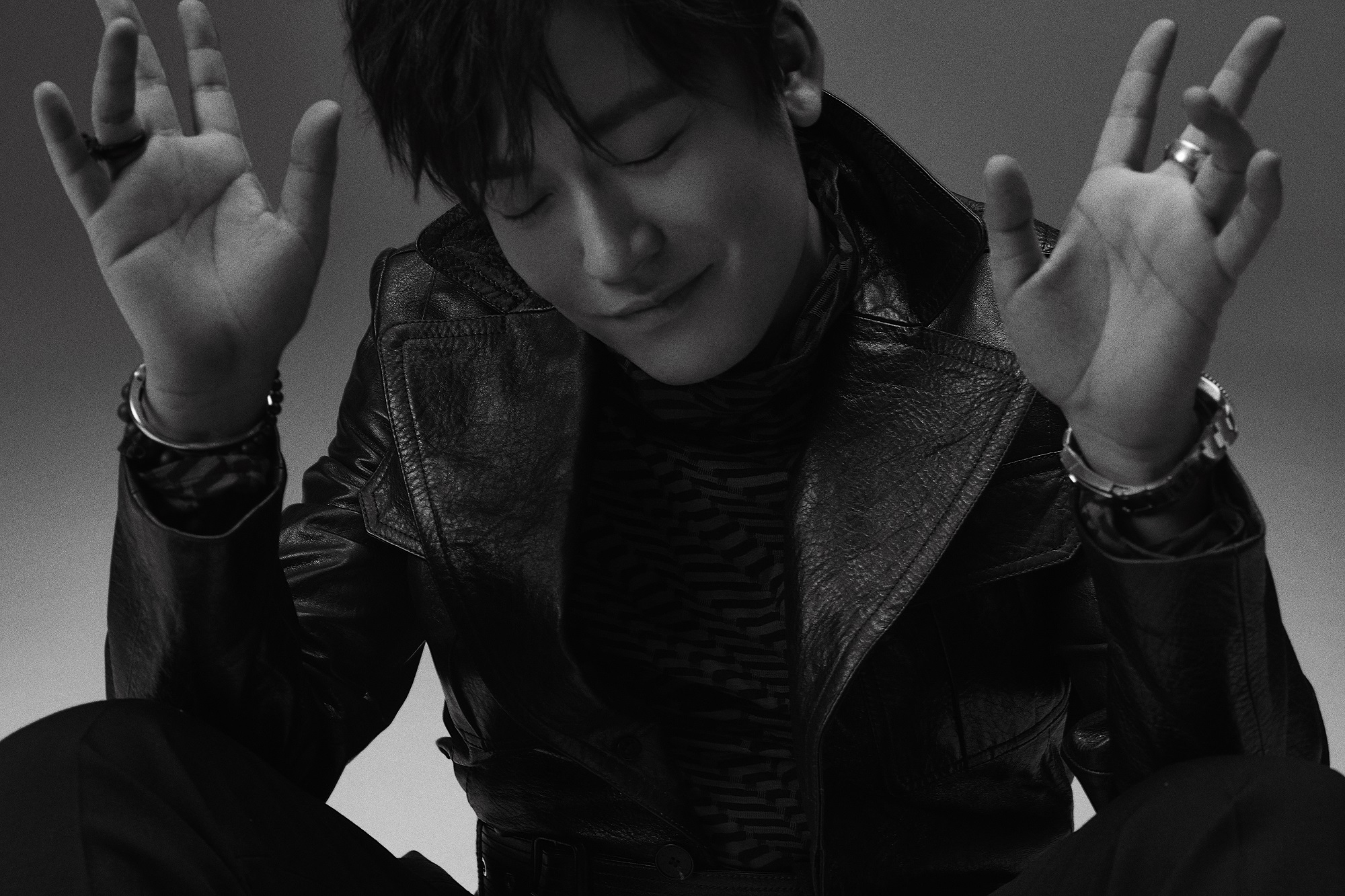 张博胶片风尚曝光 随性不羁显硬朗本色