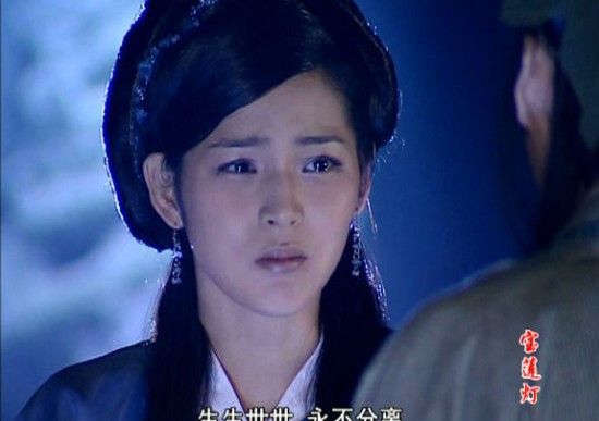 三圣母被压桃山下,后有沉香劈山救母.