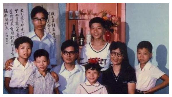 乡村医生6个孩子5个成为“博士”，只因他育儿观简单的10个字