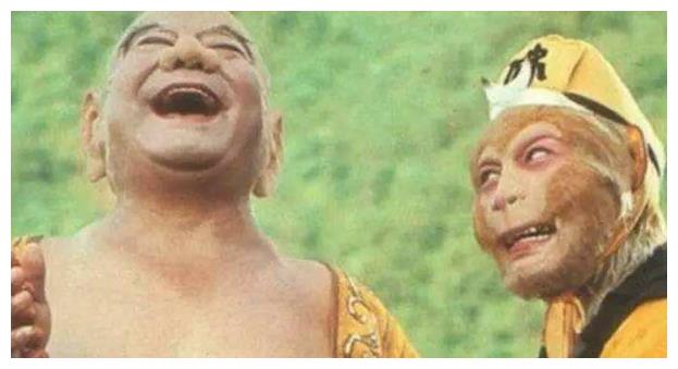 大家还记得电视剧中有一个非常可爱的弥勒佛吗?