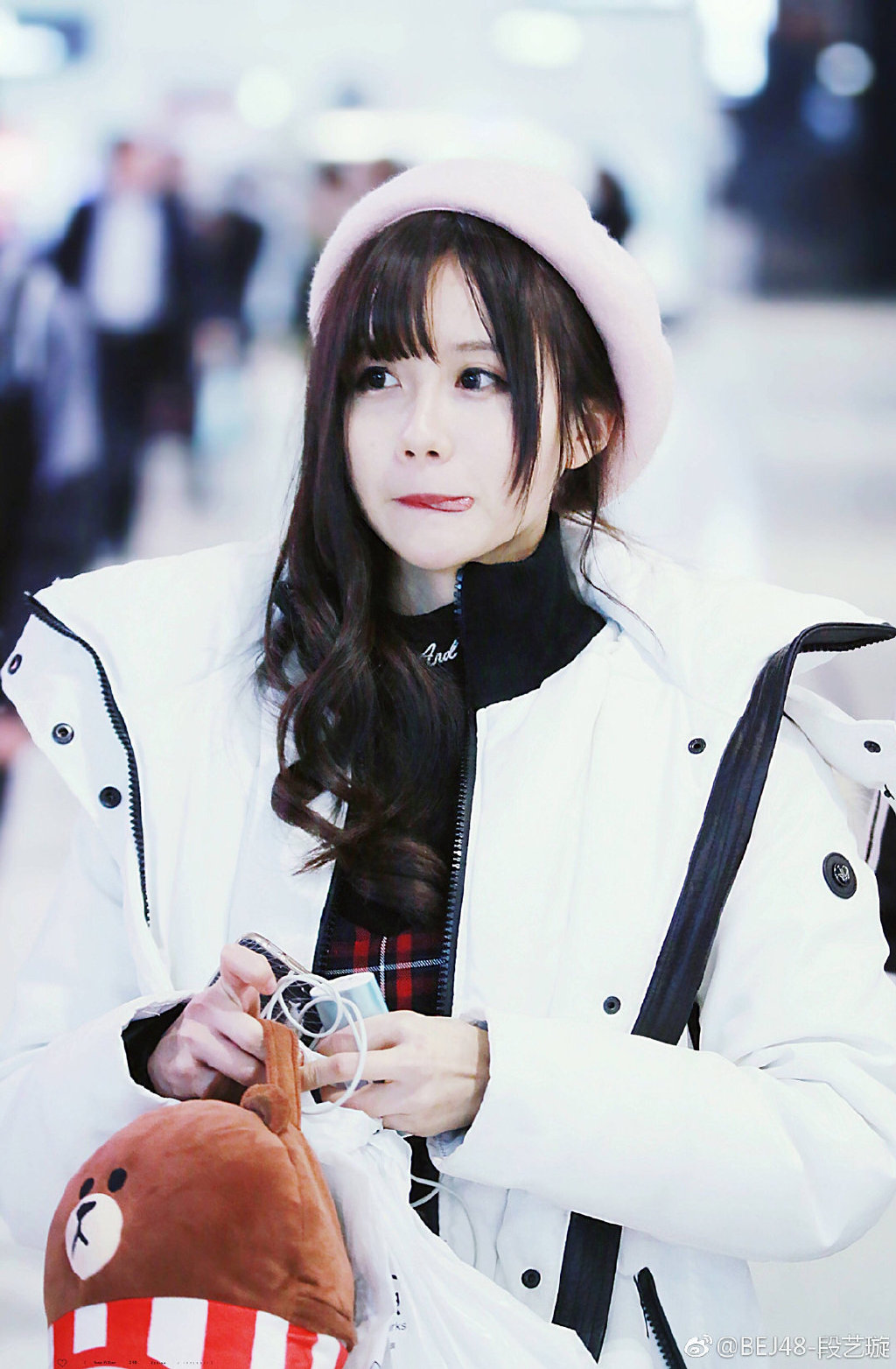 搞笑美女bej48-段艺璇迷人可爱美照欣赏_高清图集_新浪网