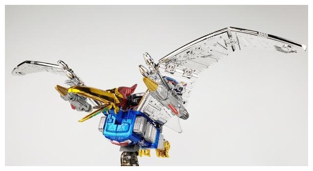 740元买了一个涂装超级闪亮的变形金刚,大家看看值不值!