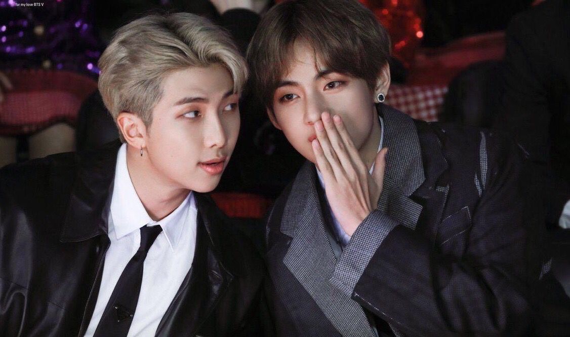 防弹少年团队内all泰cp盘点粘人的小面包金泰亨v是团宠吧