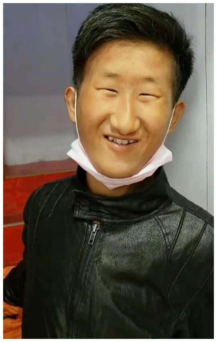 美丽的小姐姐莉琴, 含蓄的紧凑哥, 抖音, 你在做什么?