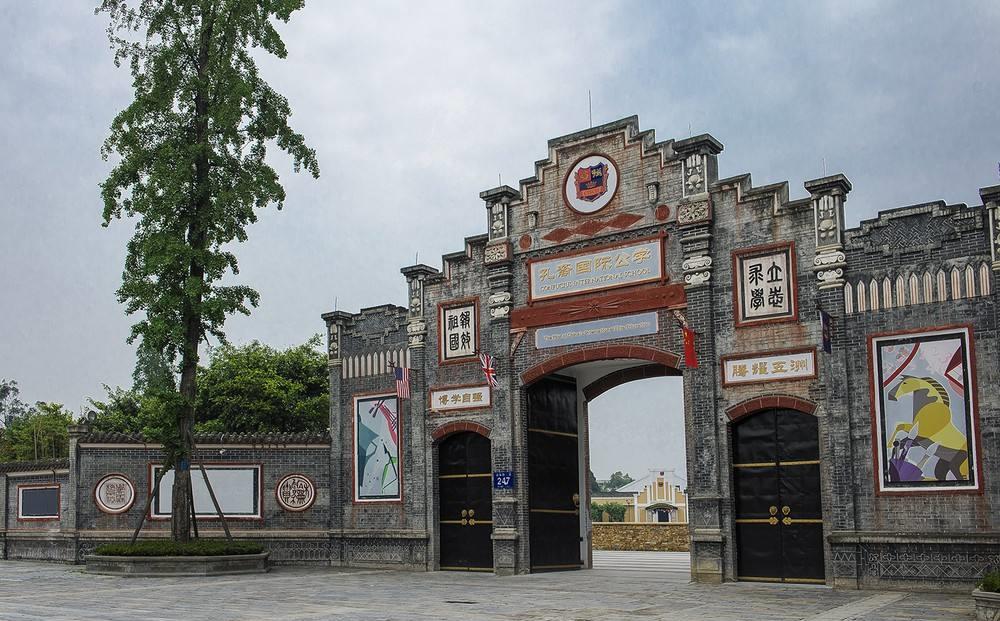 寻找时光遗留的古镇,难得的历史博物馆,四川安仁古镇