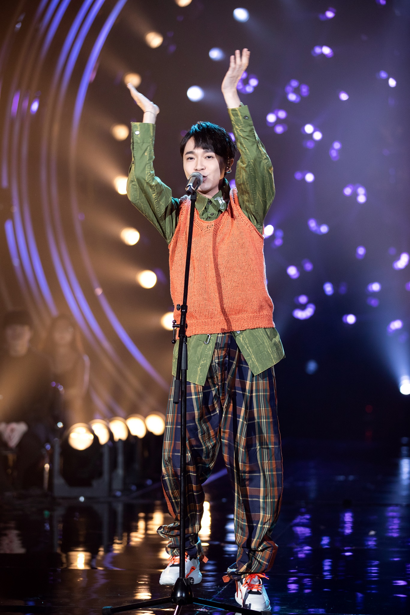 吴青峰《歌手》2019第十期《蜂鸟》背后藏深意