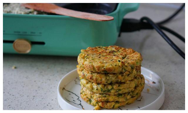 我家一道家常菜刷爆朋友圈,晒图,朋友们都说妈妈做菜真是太用心|胡葱