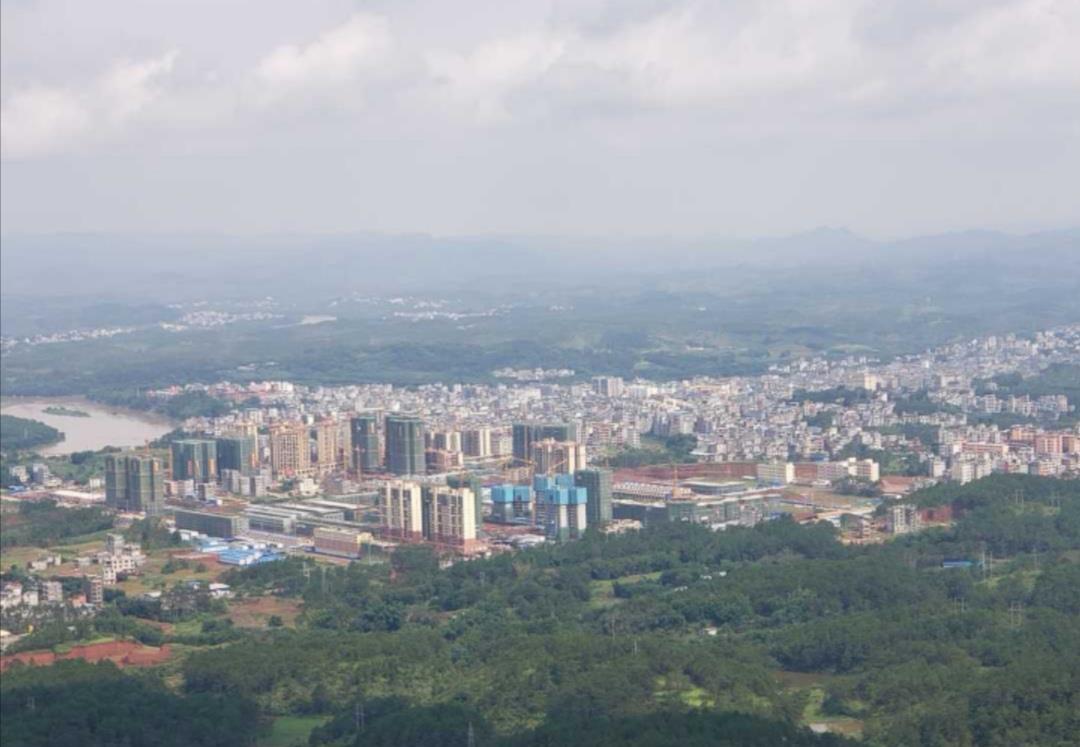 带你走进广西藤县最大的乡镇——太平镇,领略她的美食与风景文化