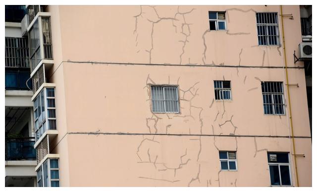 外墙开裂处理方案 外墙抹灰开裂处理方案