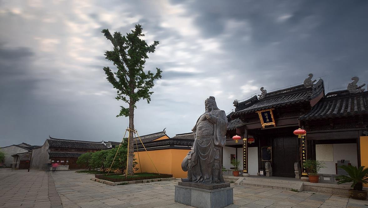 东汉孝子丁兰故里荡口古镇,地处三市交界,在这里感受岁月静好