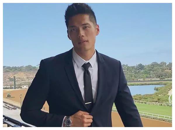 金卡戴珊的华裔帅男保镖曾服务于金小妹疑是斯托米的生父