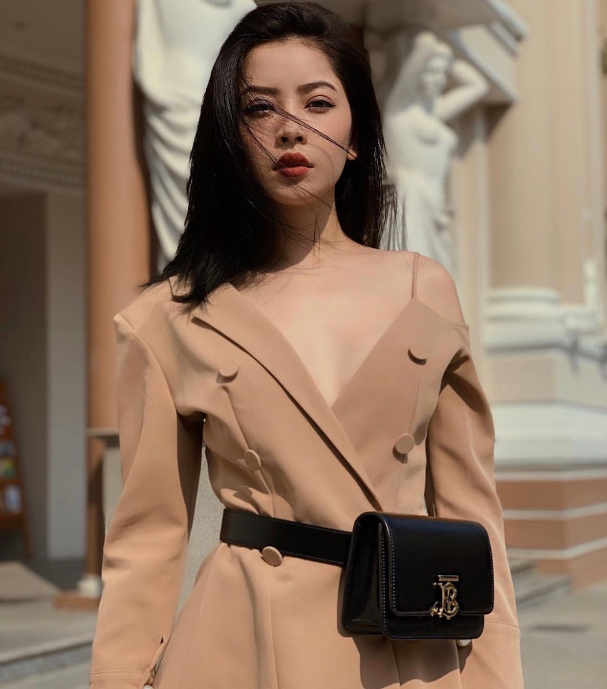 华为在越南签下了一位美女代言人这颜值算不算顶级