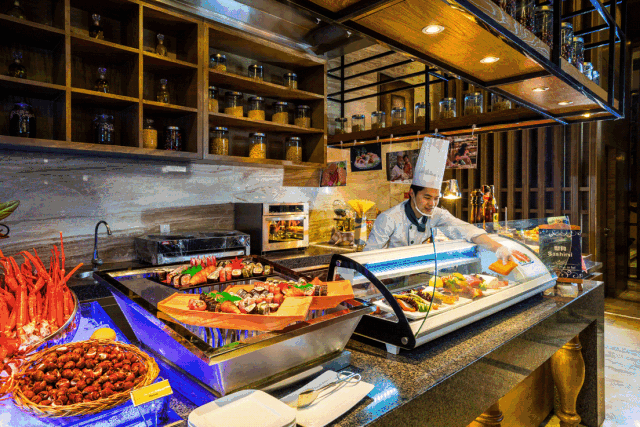 268抢成都费尔顿凯莱大酒店2大2小自助晚餐,环球美食一餐搞定
