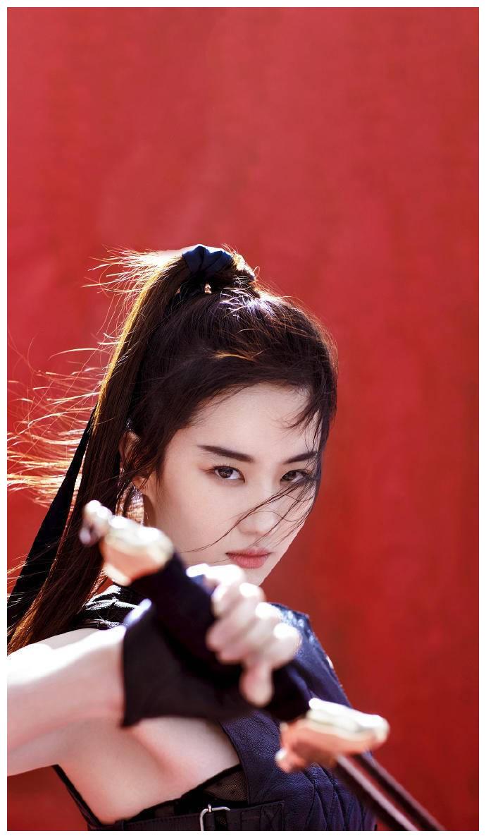 刘亦菲演绎真人版花木兰额黄妆神似吴君如