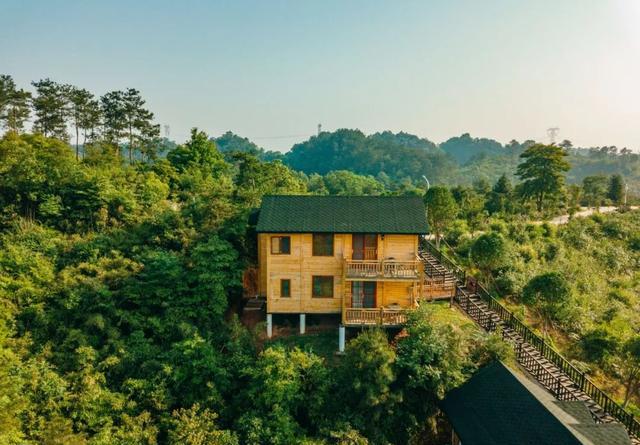 「长沙·浏阳市」入住茴香小镇独栋别墅～爽玩极速滑盆 网红马车