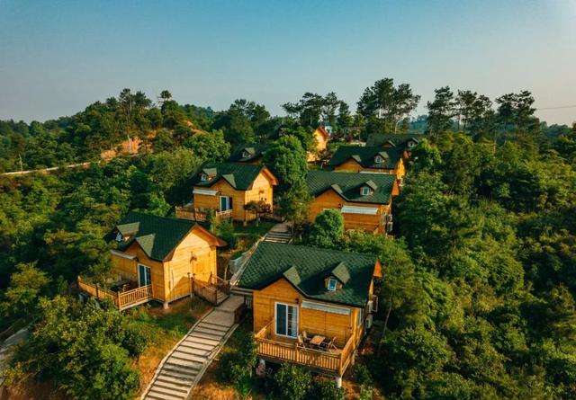 「长沙·浏阳市」入住茴香小镇独栋别墅～爽玩极速滑盆 网红马车