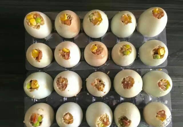 糯米酿咸鸭蛋就做好了,特别的好吃