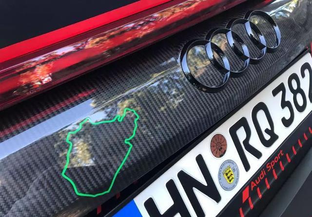 按f进入rsq8,告诉你ta为什么是纽北最速suv|全球首试