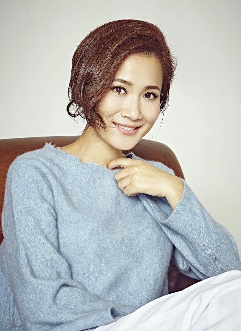 潘雨辰也是观众熟悉的美女演员,主演过《雪花那个飘》,《井冈山》