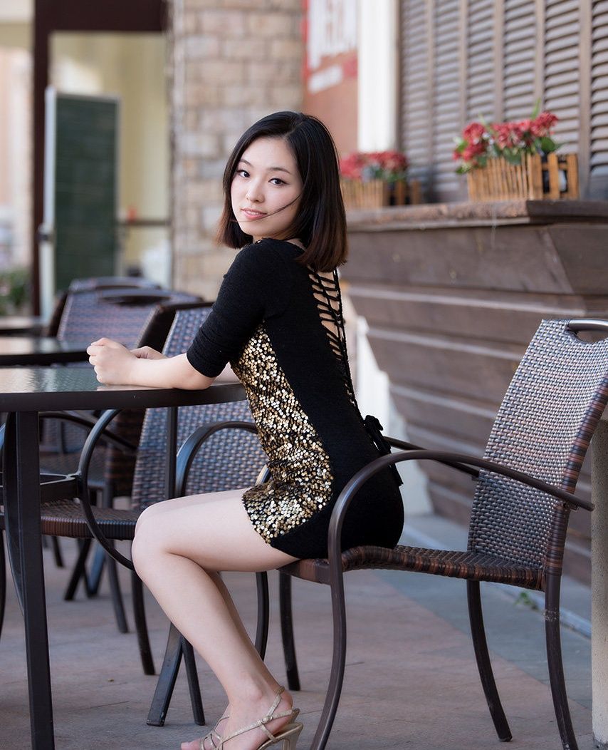 街拍:圆润如玉的小姐姐,身材丰腴的少妇,属于几星级?