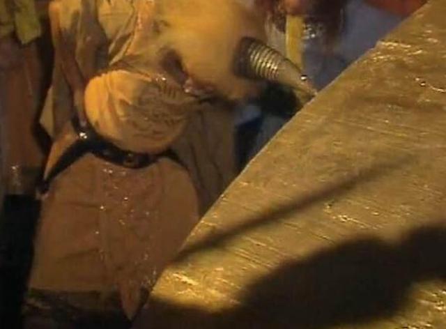 西游记:为什么孙悟空用钻都钻不穿的金铙而亢金龙却能用角顶穿?