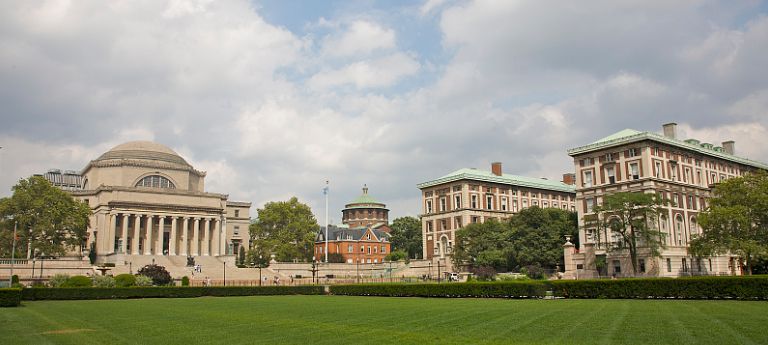 1 / 6 哥伦比亚大学(columbia university),简称为哥大.