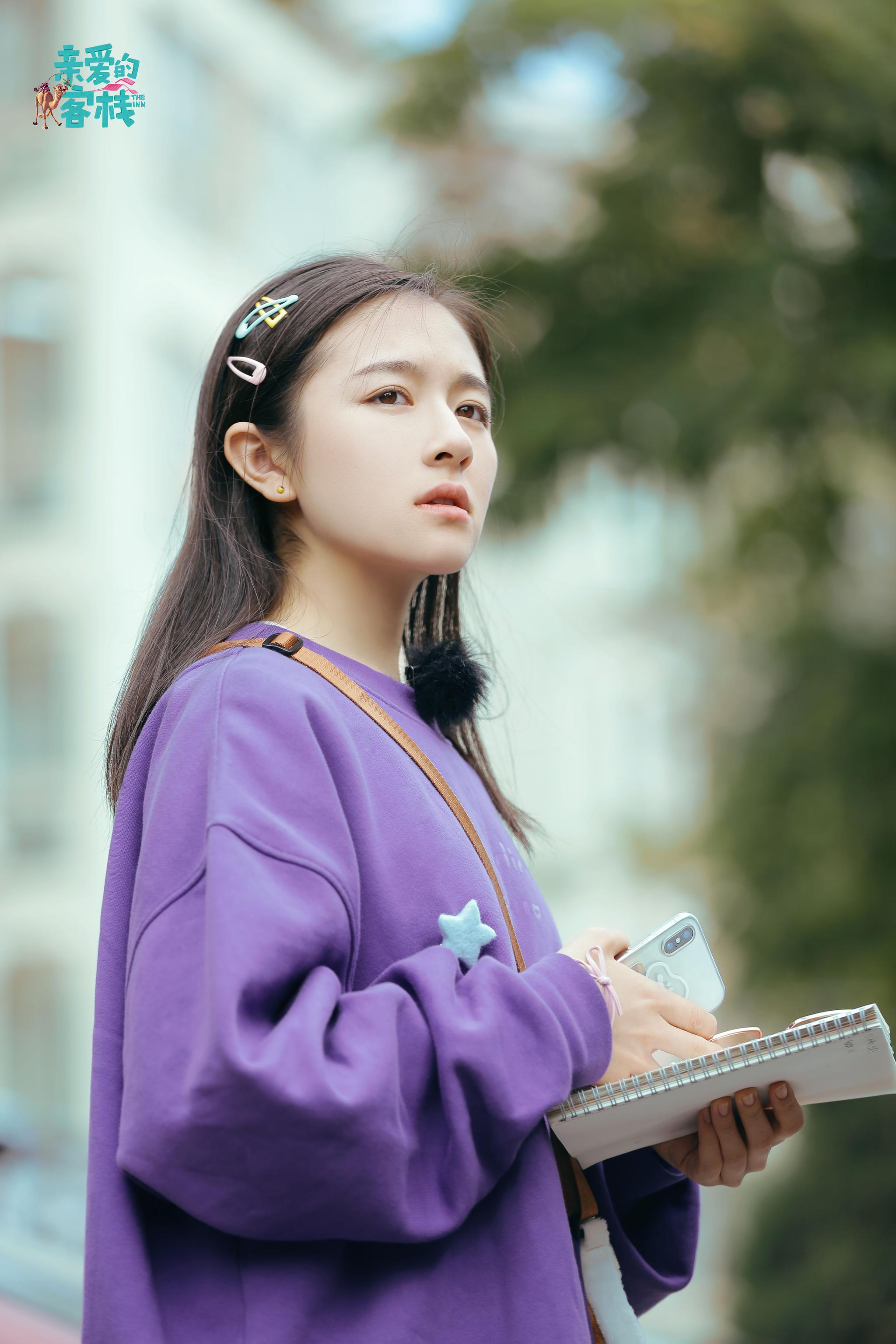 《亲爱的客栈》迎文化美食节 李兰迪再当辅助小能手