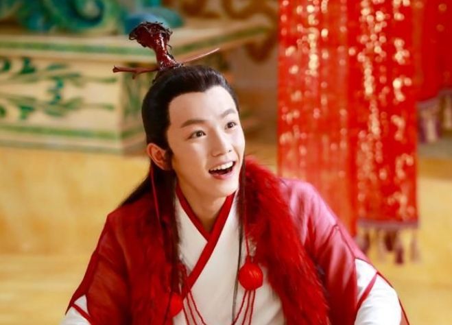 戏外的他,竟是如此的帅气!|香蜜|月老|夏志远_新浪新闻