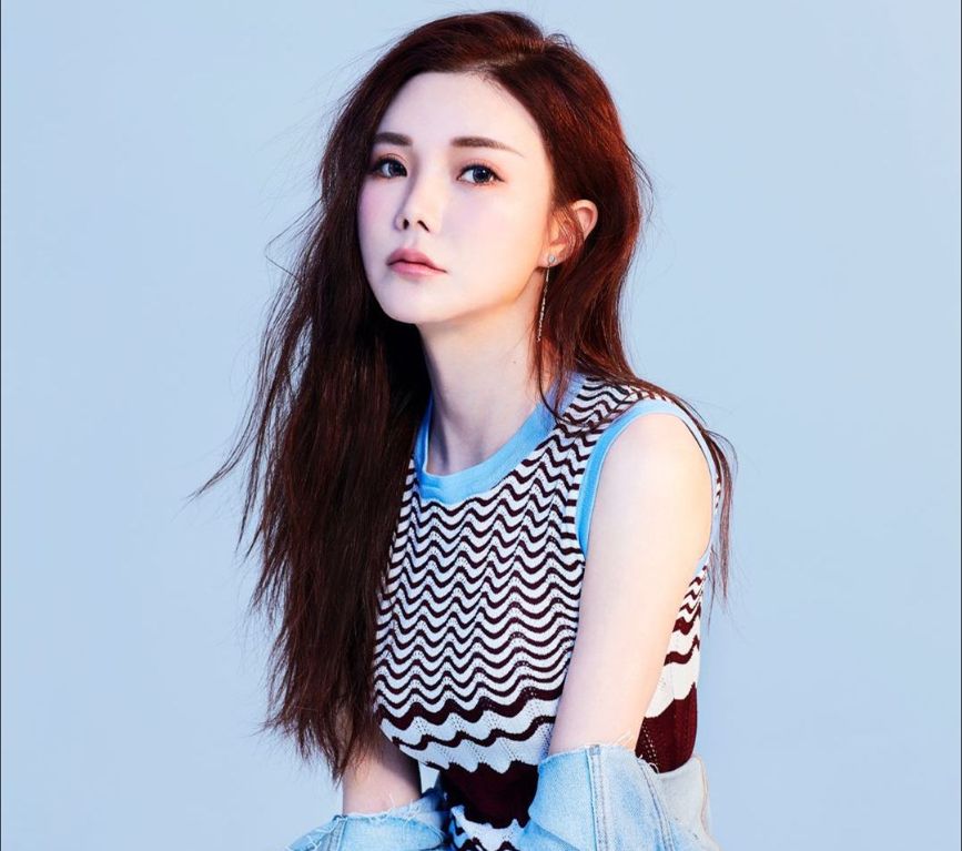 谢容儿催人泪下的白狐影视歌曲专业户