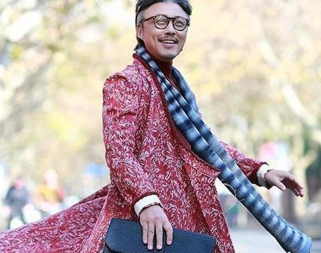 结婚这么多年,如今的高宏亮,那个电视剧风流倜傥多情的琏二爷,没有传