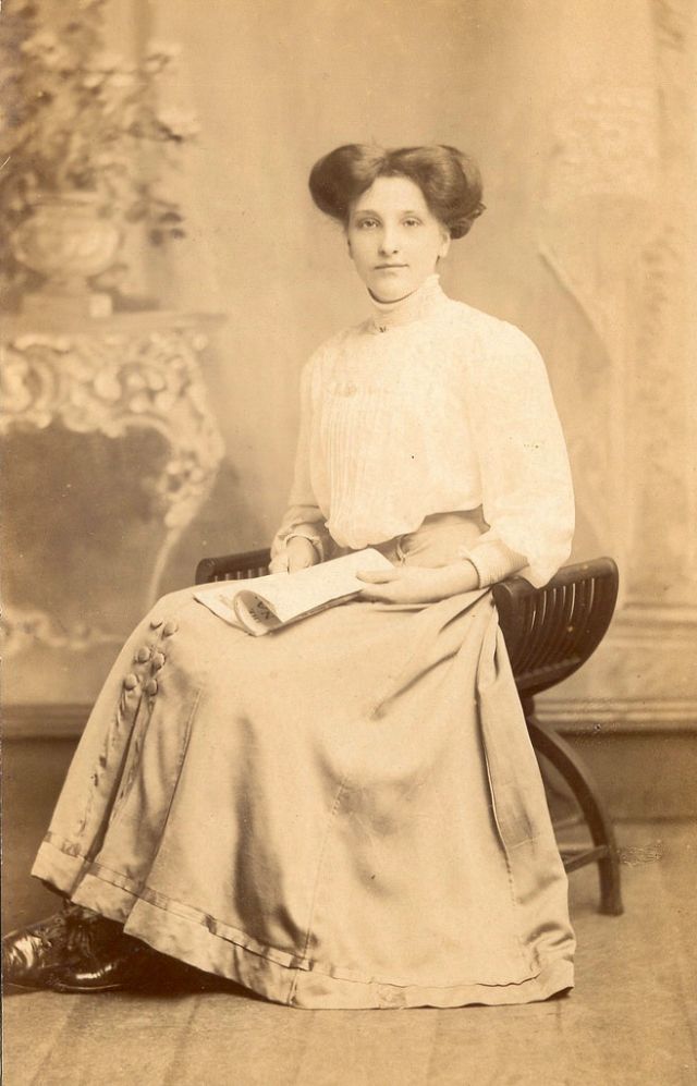 老照片:上世纪初的英国女性(4)