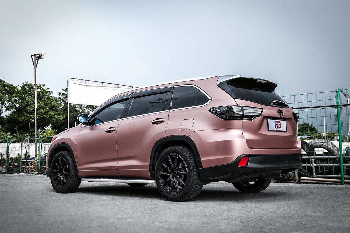 丰田汉兰达车身改色 rg瑞集改色膜广州总店出品