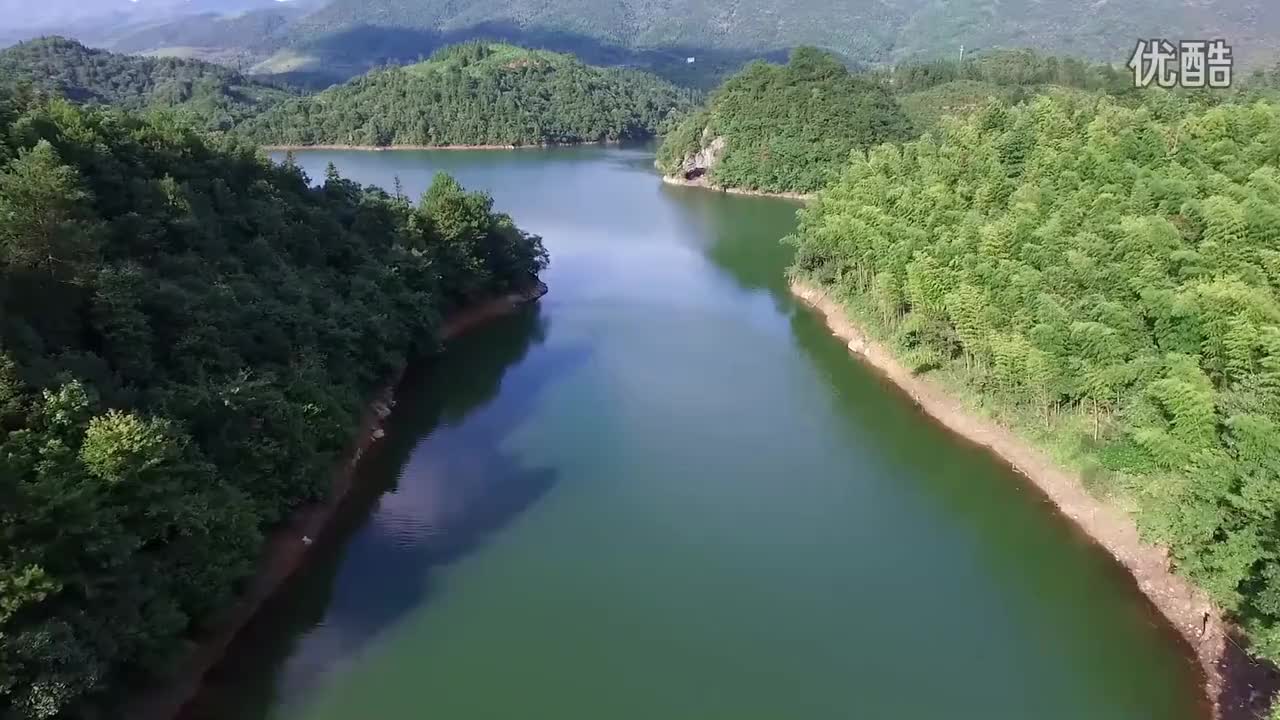 航拍萍乡市东源水库锅底潭水库绿水青山风景秀丽